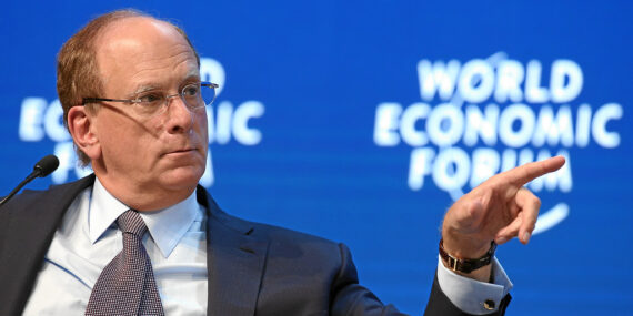 BlackRock CEO’su Geri Adım Attı: Bitcoin Dijital Altın